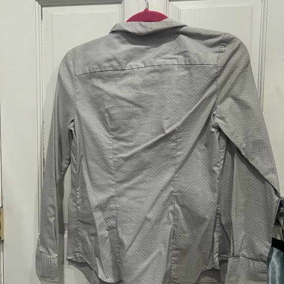 WOMen's Gray Polka Dot Shirt Size M Medium Button Down - Picture 2 of 4